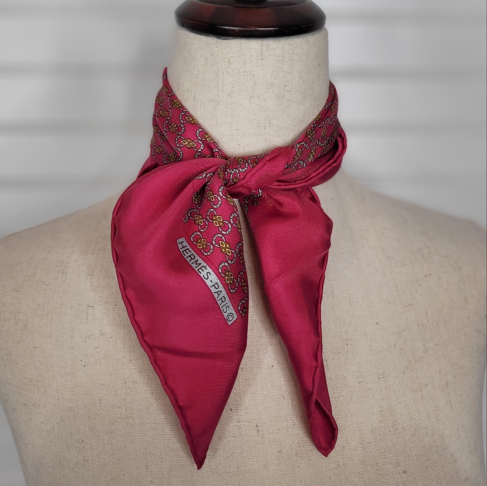 Hermes Paris Pink Chain Print Silk Scarf